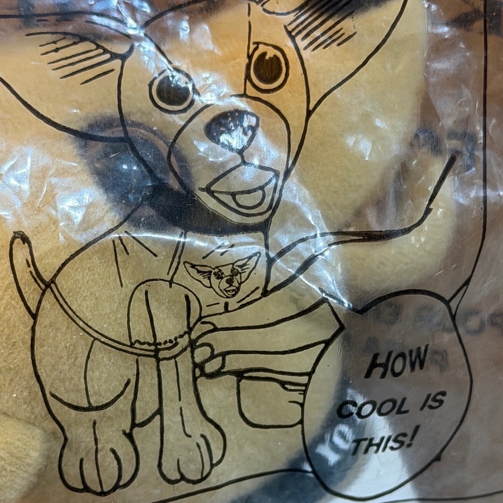 New Vintage 90s Taco Bell Chihuahua Dog Plush How Cool Is This Talks Y2K Tacos